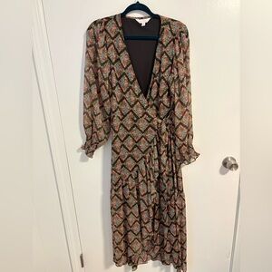 LC Lauren Conrad Geometric Floral Long Sleeve Wrap Dress